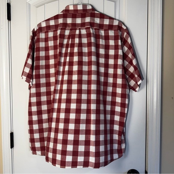 Roundtree & Yorke Red and White Casual Button Down Shirt - Picture 4 of 4